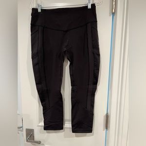 lululemon athletica Black Cropped Leggings with Side Pockets
